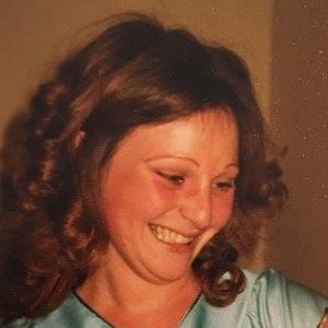 Meet your Posher, Lola